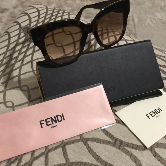 Fendi New Sunglasses - Picture 14 of 15